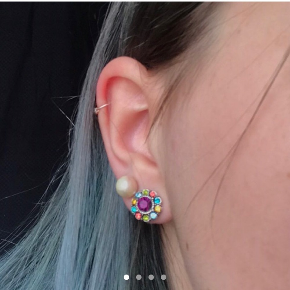 Adorable retro Earring and Brooch set